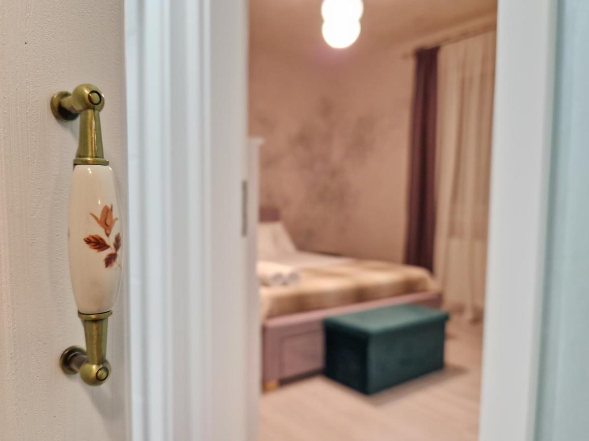 Mirvana Apartments Legacy Residence Timisoara Esterno foto