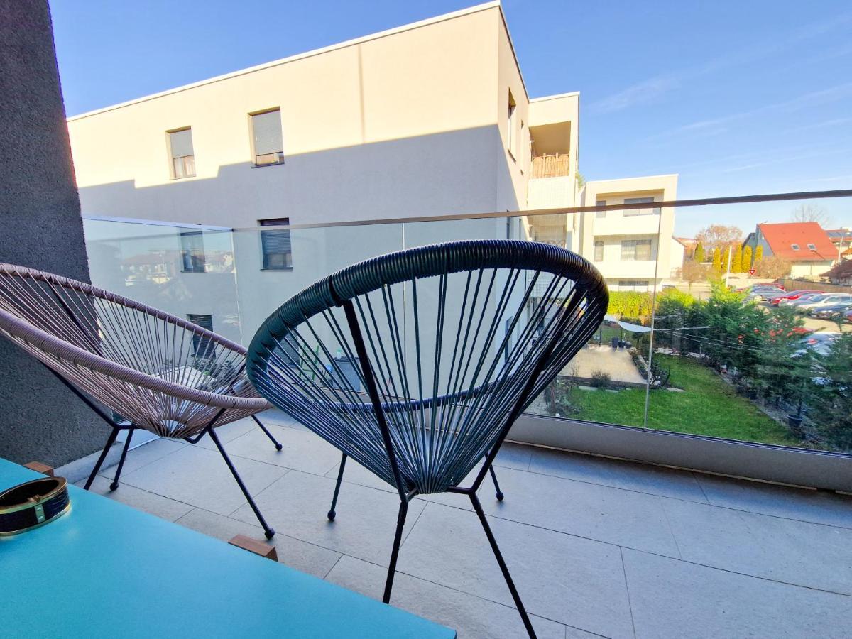 Mirvana Apartments Legacy Residence Timisoara Esterno foto